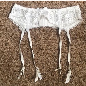 White Dreamgirl Garter Belt